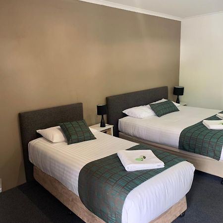 Artesian Spa Motel Мори Экстерьер фото