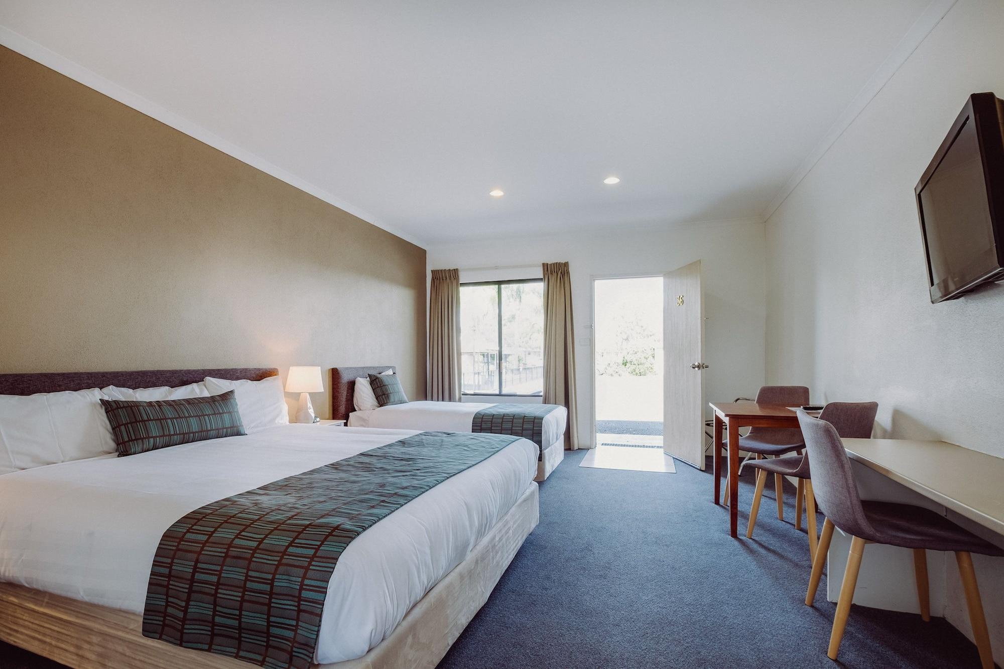 Artesian Spa Motel Мори Экстерьер фото